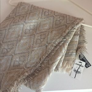 Express Scarf